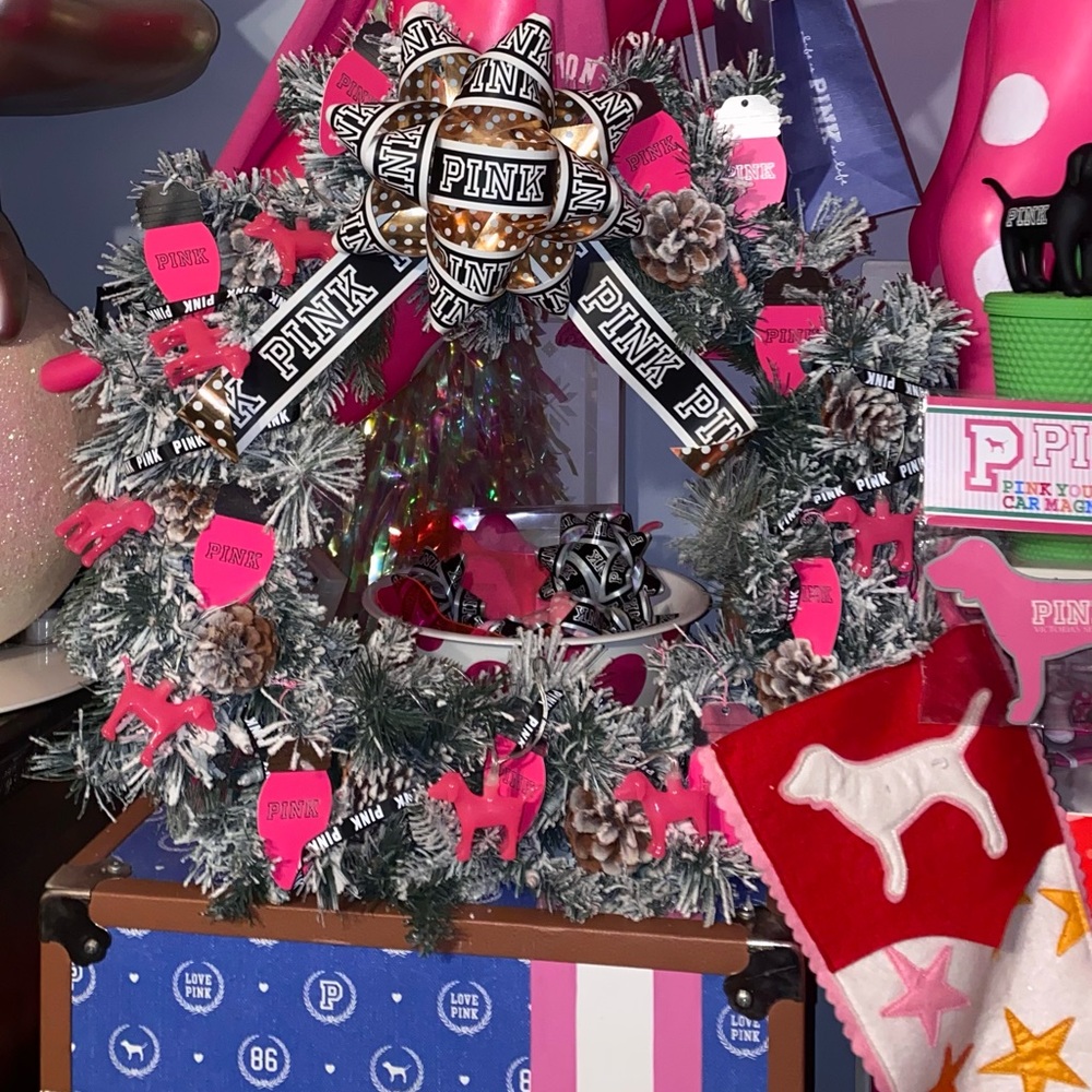 Victoria’s Secret pink custom paid wreath
